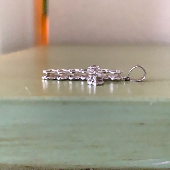 14k white gold cross